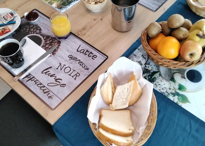 منزل للإقامة La Pause O Logis Gourmande *